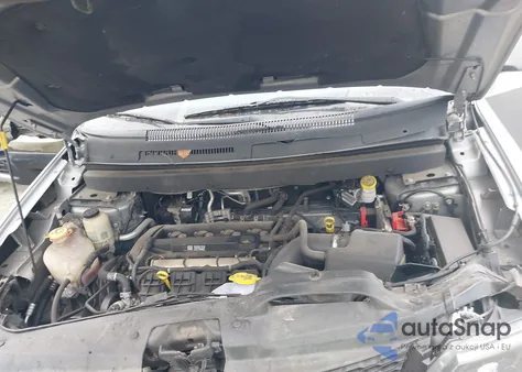 2020 Dodge Journey Crossroad z USA, uszkodzony, nr VIN 3C4PDCGB4LT264079